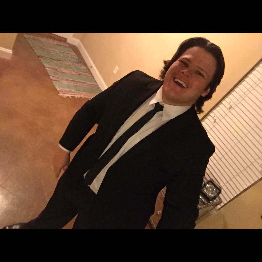 Meet your Posher, Clark